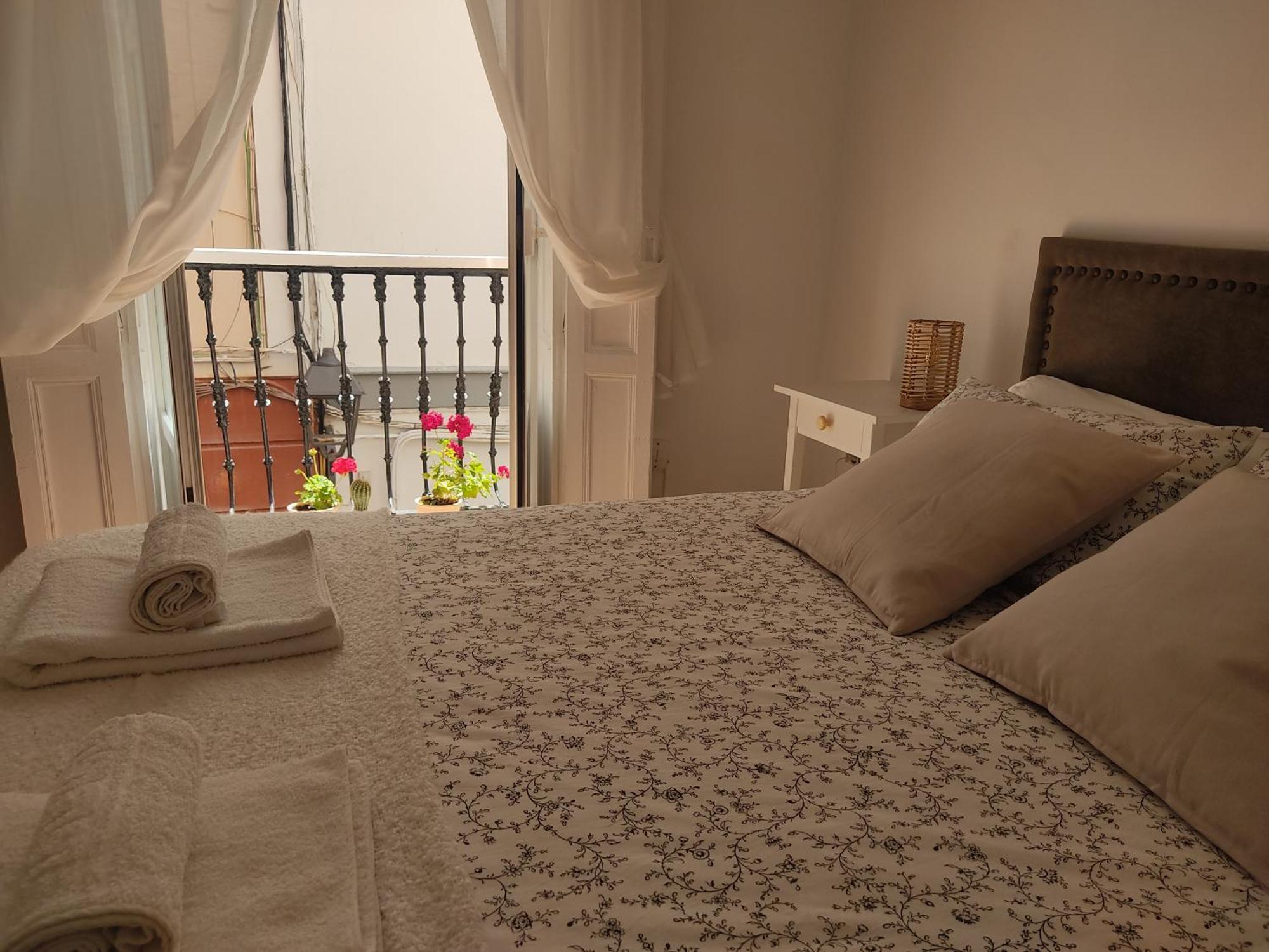 Estreno Centro Y Playa Cadiz Lägenhet Exteriör bild